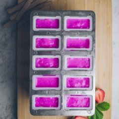 These Dragon Fruit Popsicles Will Make Your Summer These Dragon Fruit Popsicles Will Make Your Summer