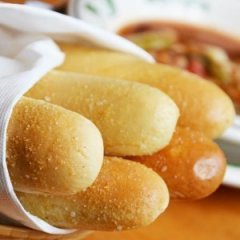 The Untold Truth of Olive Garden The Untold Truth of Olive Garden