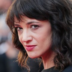Asia Argento Covers Her Rose McGowan Tattoo with a Bloody Knife