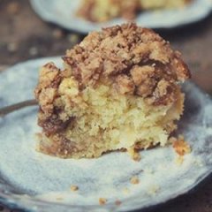 This Apple Pie Crumb Cake Is 3 Desserts in One This Apple Pie Crumb Cake Is 3 Desserts in One