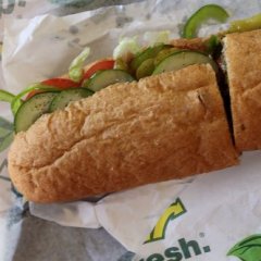 All the Ways Fast Food Restaurants Are Deceiving You All the Ways Fast Food Restaurants Are Deceiving You