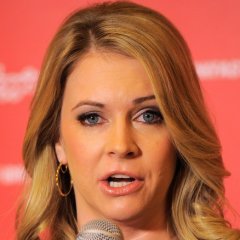 Why Hollywood Won't Cast Melissa Joan Hart Anymore Why Hollywood Won't Cast Melissa Joan Hart Anymore