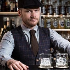 10 Things You Should Never Say to a Bartender 10 Things You Should Never Say to a Bartender