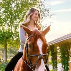 Inside the Glamorous Life of Steve Jobs' Gorgeous Daughter Eve Inside the Glamorous Life of Steve Jobs' Gorgeous Daughter Eve