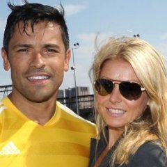 Strange Things About Kelly Ripa and Mark Consuelos' Marriage Strange Things About Kelly Ripa and Mark Consuelos' Marriage