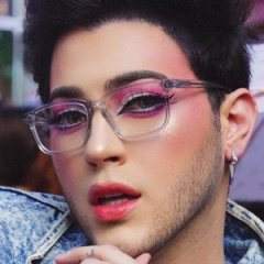 The Real Truth About Beauty Vlogger Manny MUA