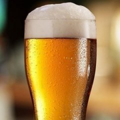 Why You Should Be Avoiding Light Beer at All Costs Why You Should Be Avoiding Light Beer at All Costs