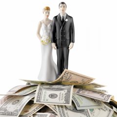 7 Ways to Not Blow Your Wedding Budget 7 Ways to Not Blow Your Wedding Budget