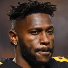 Antonio Brown Requests Trade From Steelers Antonio Brown Requests Trade From Steelers