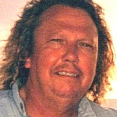 The Hilarious Obituary One Daughter Wrote for Her Late Father The Hilarious Obituary One Daughter Wrote for Her Late Father