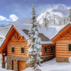 This Picturesque Montana Lodge Looks Like a Postcard This Picturesque Montana Lodge Looks Like a Postcard