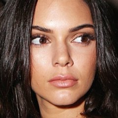 How You Can Tell That All of Kendall Jenner's Romances Are Fake How You Can Tell That All of Kendall Jenner's Romances Are Fake