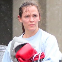Jennifer Garner Celebrated Valentine’s Day With Boxing Workout