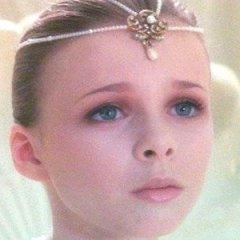 The Empress From 'NeverEnding Story' Is 46 Now and Gorgeous The Empress From 'NeverEnding Story' Is 46 Now and Gorgeous