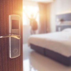 15 Things You Should Never, Ever Do in a Hotel Room 15 Things You Should Never, Ever Do in a Hotel Room