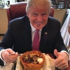 A Look Inside Trump's Bizarre Eating Habits A Look Inside Trump's Bizarre Eating Habits