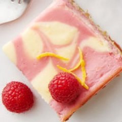 Raspberry-Lemonade Cheesecake Swirl Bars Raspberry-Lemonade Cheesecake Swirl Bars